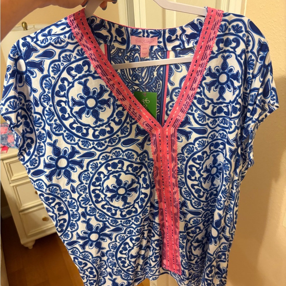 Lilly Pulitzer Blue and Pink Blouse Vibrant Top